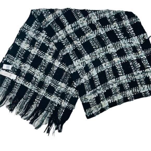 Ann Taylor Loft Boucle Scarf - Picture 2 of 4